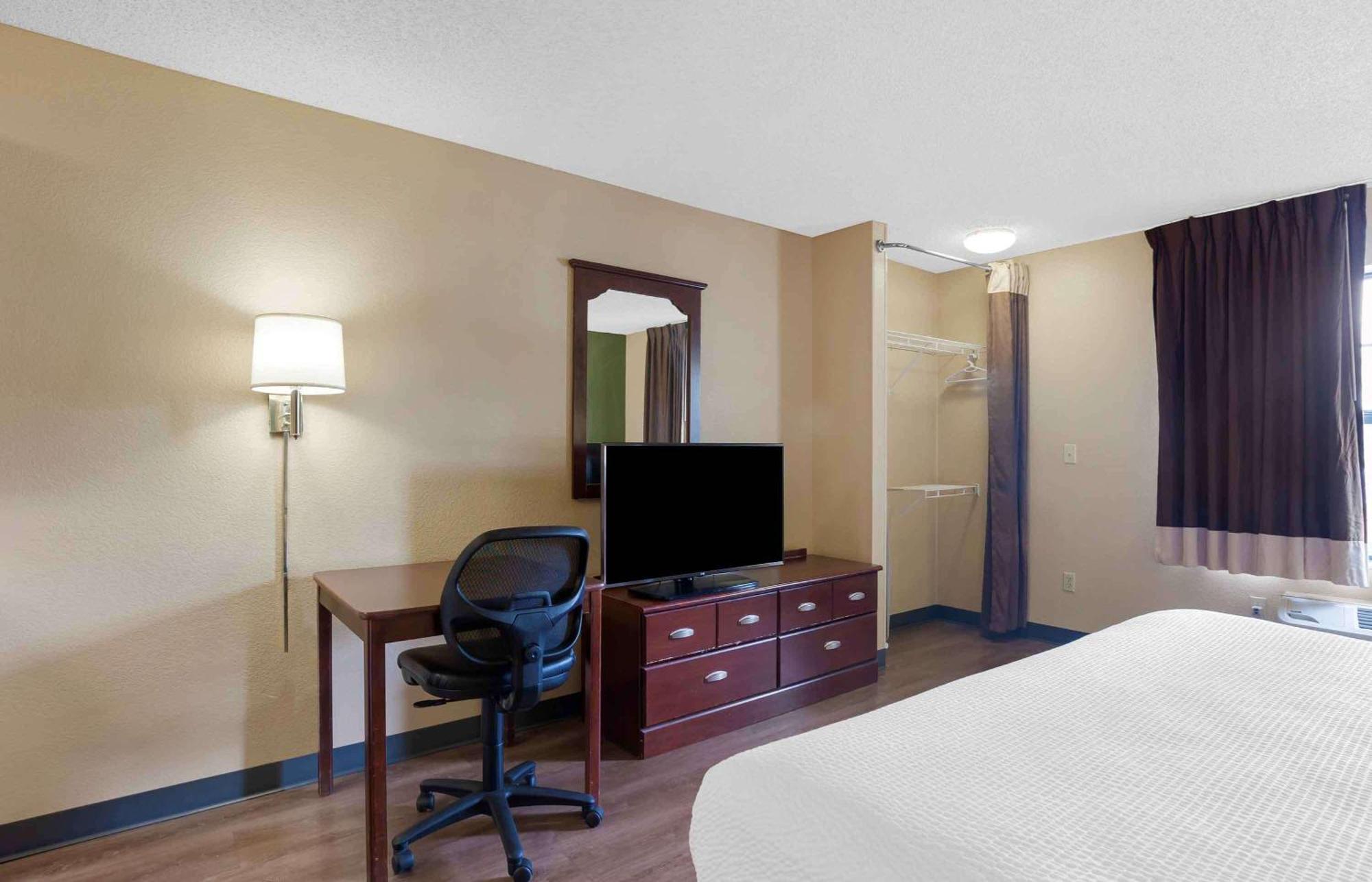 Extended Stay America Suites - Chicago - Lombard - Yorktown Center Zewnętrze zdjęcie