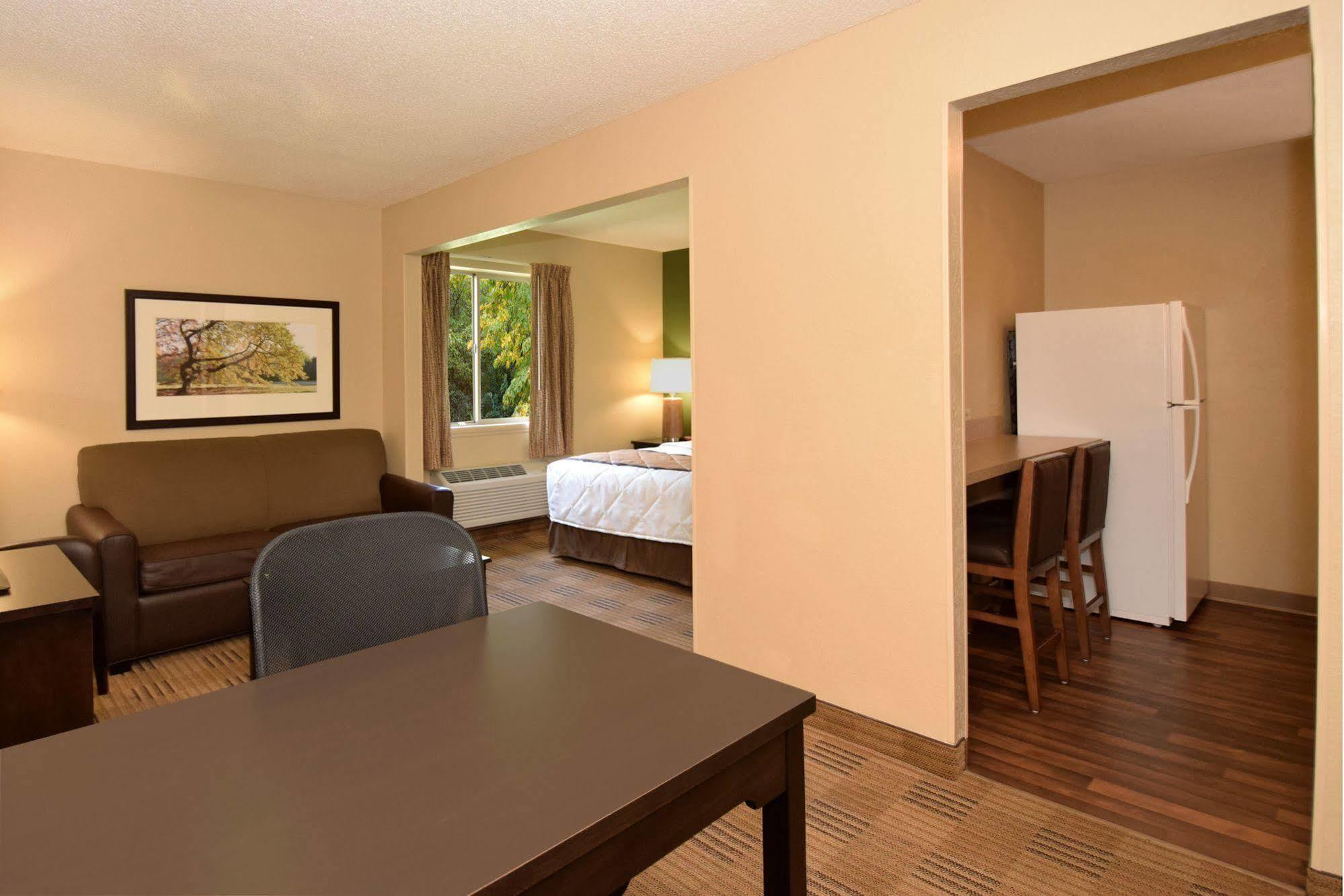 Extended Stay America Suites - Chicago - Lombard - Yorktown Center Zewnętrze zdjęcie